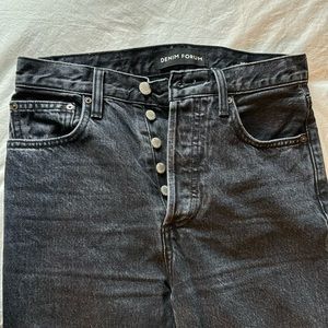 Aritzia Denim Forum Farrah Wide Leg Jean size 25